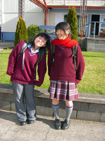Saki und Hitomi